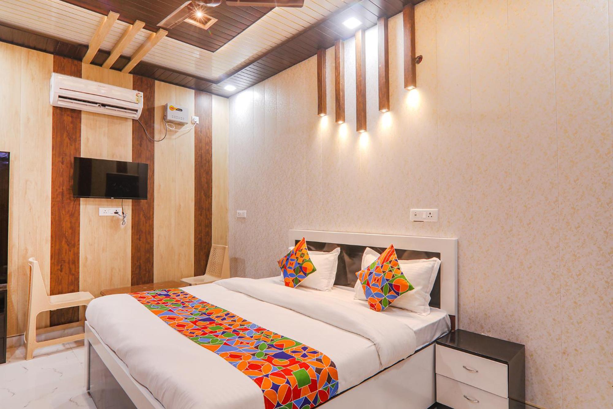 Fabhotel Uma Yugul Ayodhya Exteriér fotografie