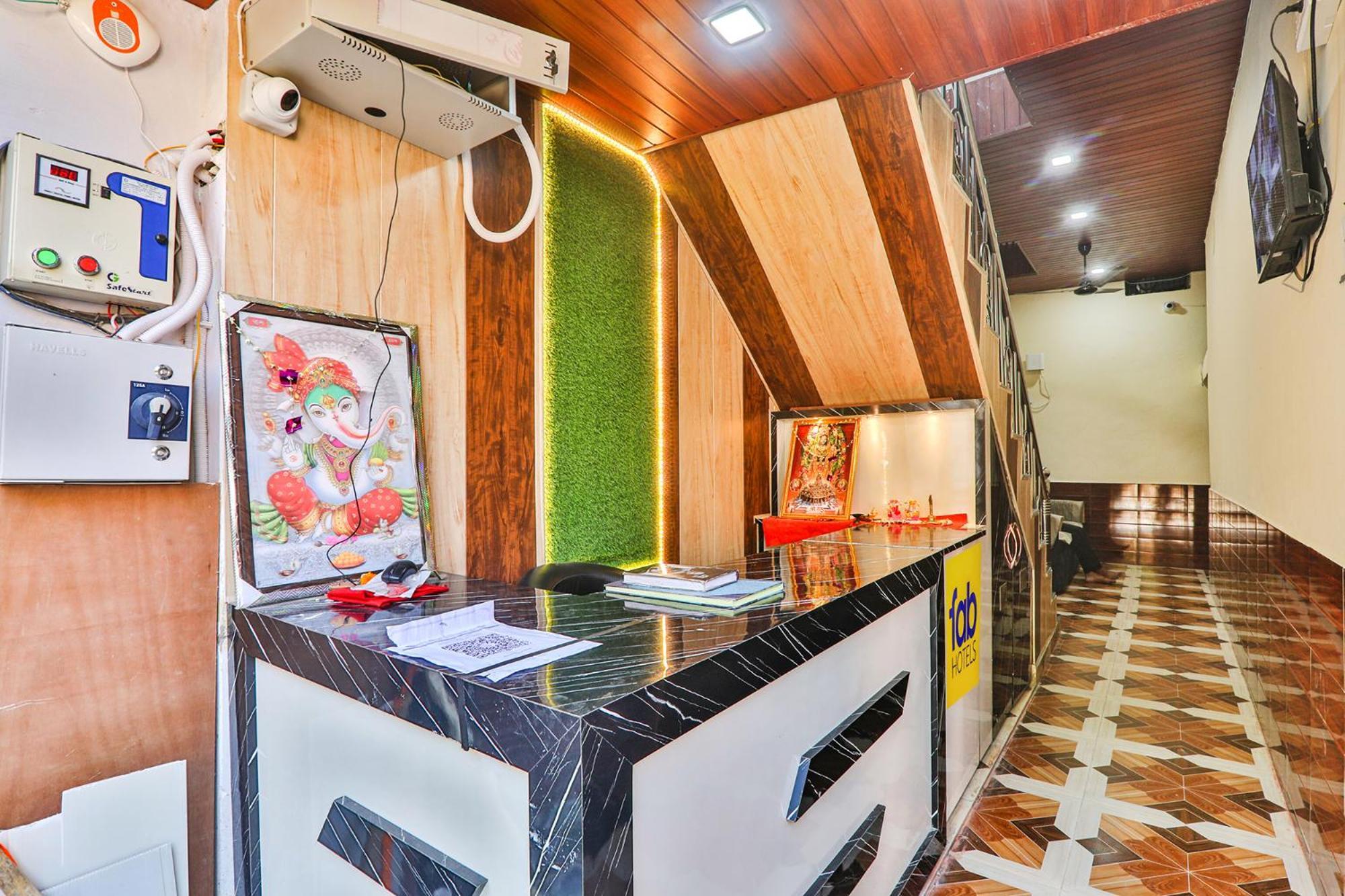Fabhotel Uma Yugul Ayodhya Exteriér fotografie