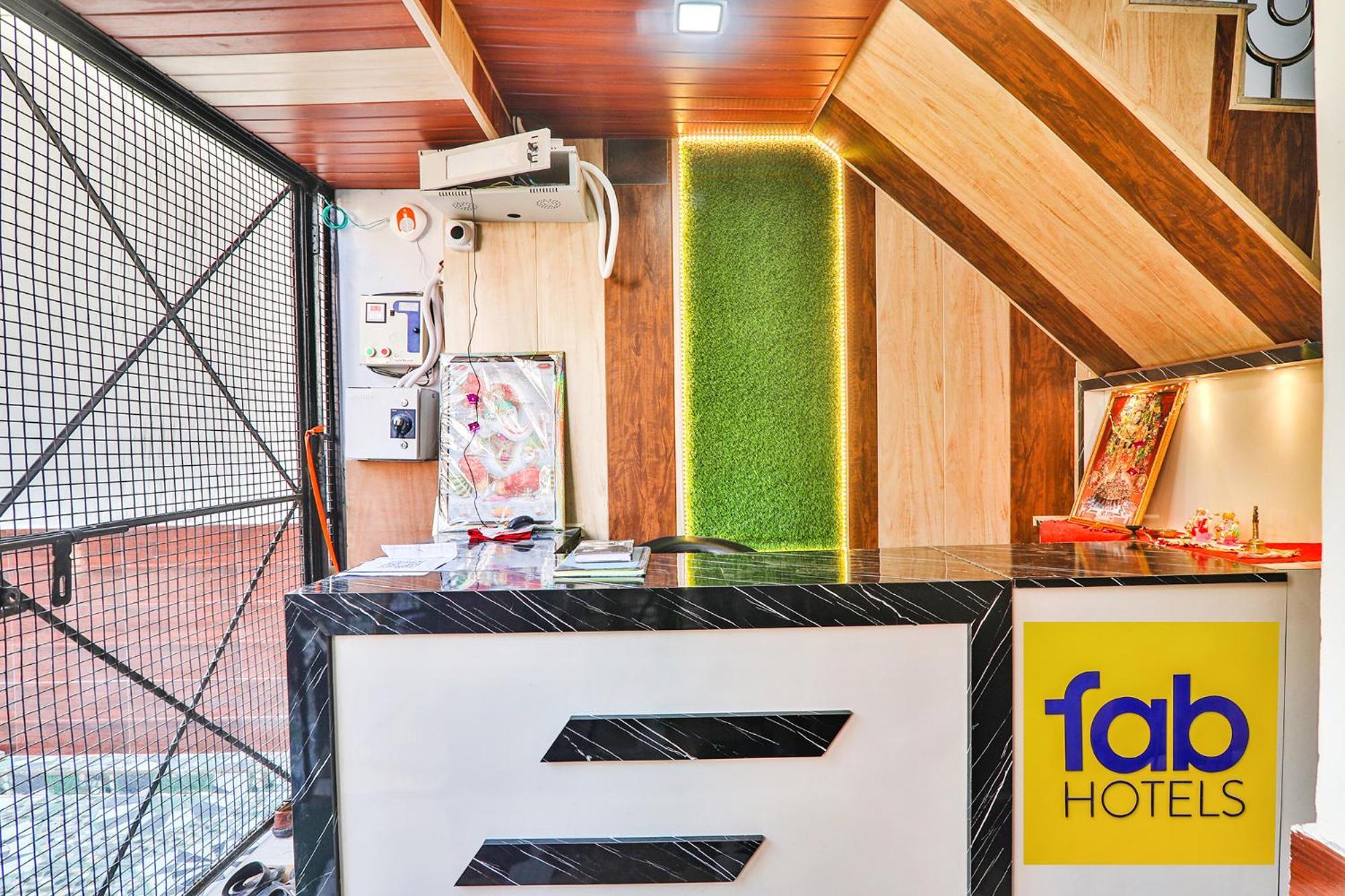 Fabhotel Uma Yugul Ayodhya Exteriér fotografie
